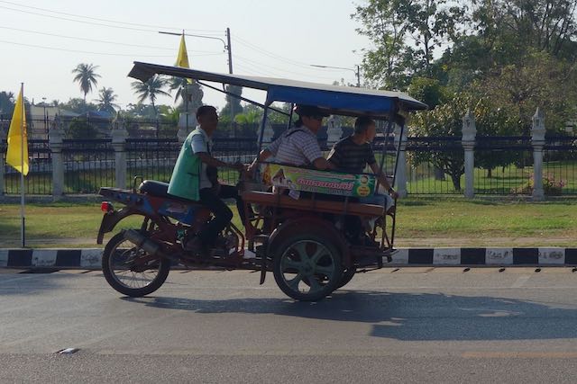In Sukhothai gab es diese von uns "Schiebe-TukTuk" genannten Fahrzeuge.