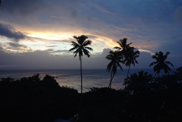 Das ist der Blick aus unserem Bett bei Sonnenuntergang - auf diese Bilder habt ihr doch gewartet - oder?